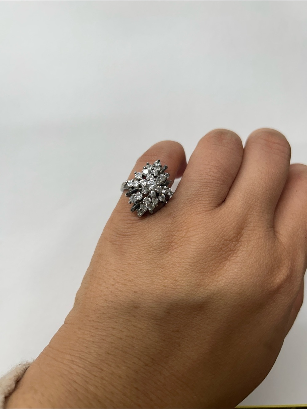925 Sterling Silver Cluster Cocktail Ring with Clear Stones Size 7